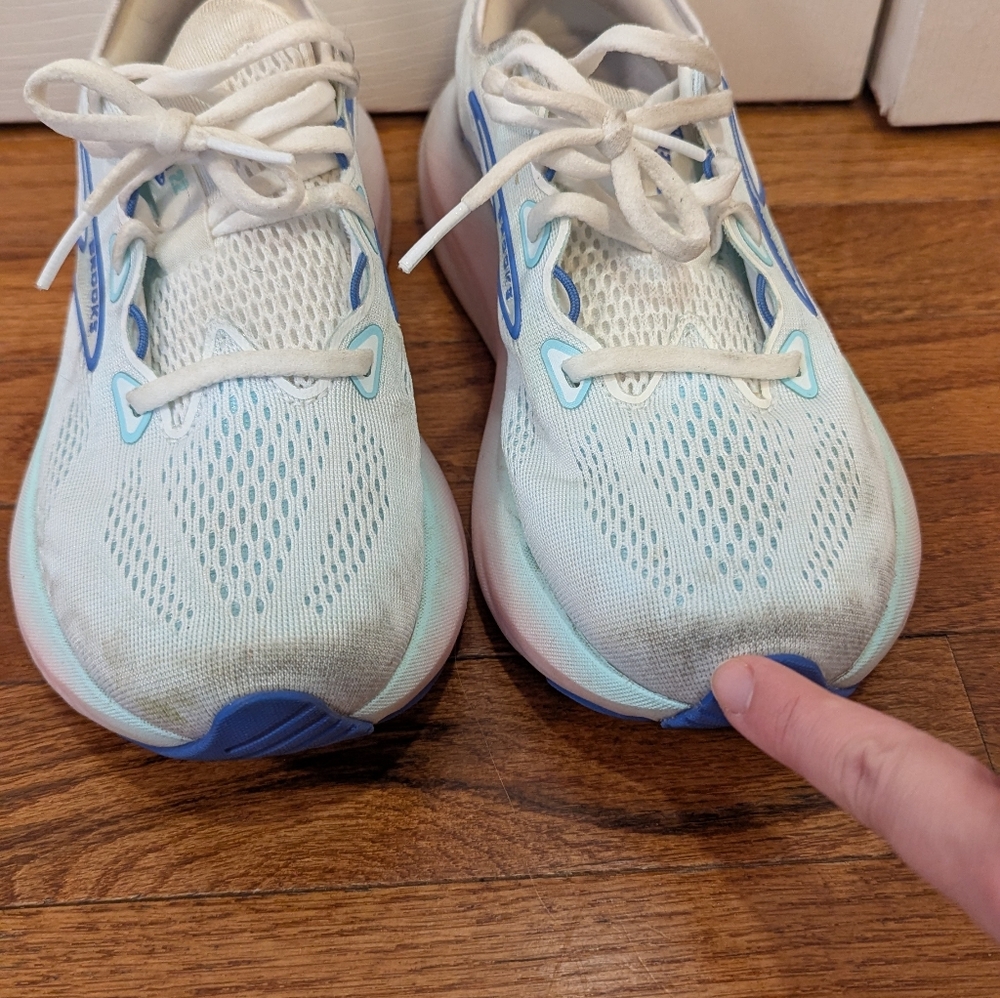 Brooks Glycerin GTS 22 Running Shoes - Picture 2 of 6